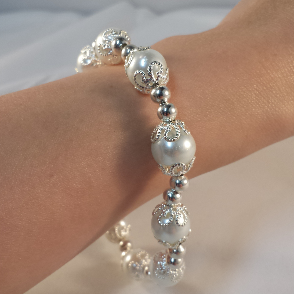 Silver White Pearl Stretch Bead Bracelet 10mm